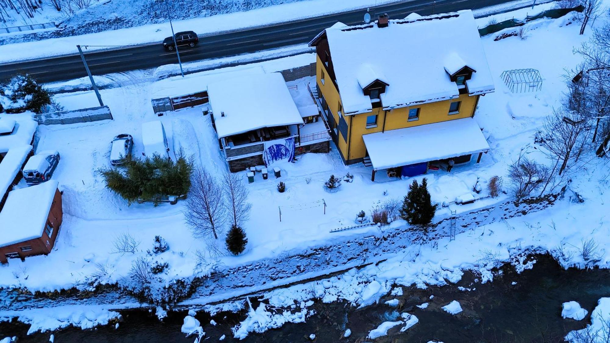 Apartmany Nad Rekou Svoboda nad Upou Luaran gambar
